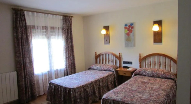 Hotel Las Nieves, Varaa Hotelli Torla 