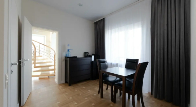 Вилла Premium с балконом Brestinlove: Villa Lake
