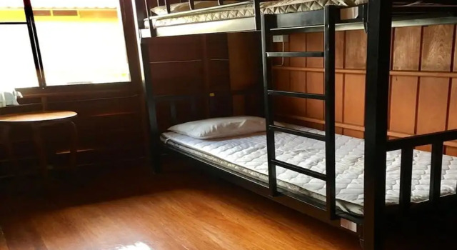 Nine House - Hostel