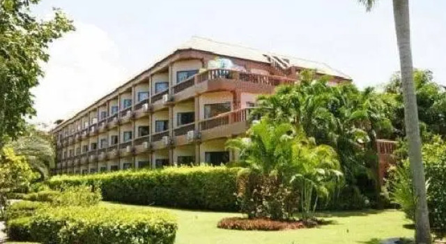 Двухместный люкс Botany Beach Resort Pattaya