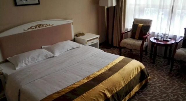 Jinyu Haitian Hotel, Prenota Hotel Hotel a Shandong con parcheggio, Parcheggio