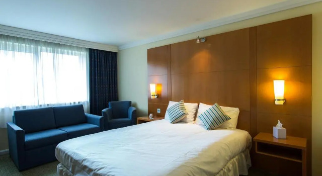 Двухместный номер Standard Britannia Leeds Bradford Airport