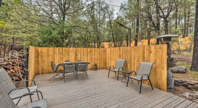 Rustic Ruidoso Cabin w/ Large Deck & Grill!, Varaa Lomakoti Ruidoso New Mexico