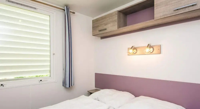 4 Person Holiday Park Home in Jelling, Buchen Sie Hotel Jelling Syddanmark, in der Nähe von Runensteine von Jelling