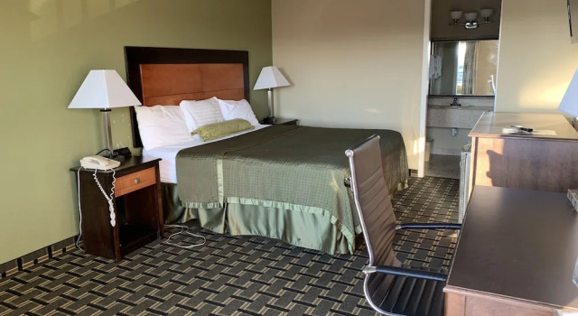 Четырёхместный номер Standard Relax Inn Heth