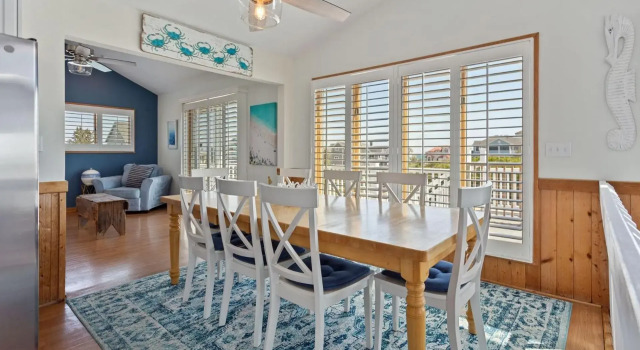 1030 La Bellena Cottage 3 Min Walk to Beach