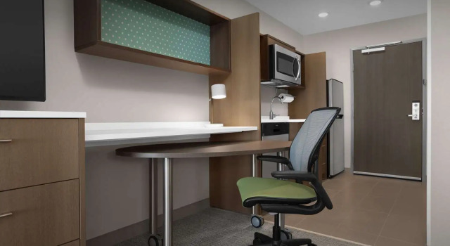 Четырёхместный люкс Home2 Suites By Hilton Phoenix North Happy Valley