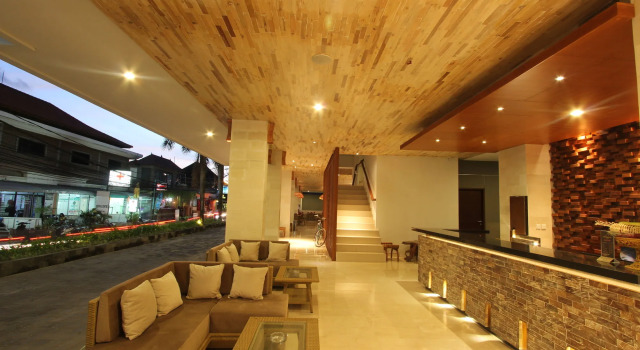 Grand La Walon Hotel