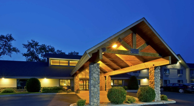 AmericInn Lodge & Suites Baudette, Varaa Hotelli Baudette Minnesota