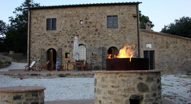 Borghetto Poggio Bianco, Book Hotel Radicondoli Val D'Elsa