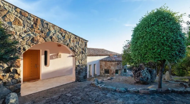 ClickSardegna Villa Tempra Luxury retreat for peace of mind min stay 28 night, Rezerwuj Willa Valverde Sardynia
