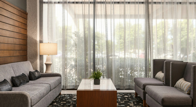 Doubletree by Hilton Fort Myers at Bell Tower Shops, 预订 酒店 迈尔斯堡 福特梅耶地区