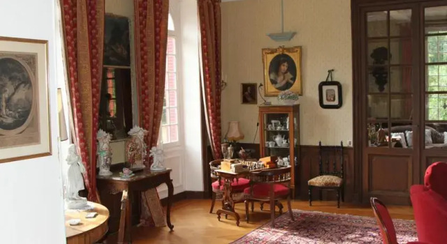 Château du Breuil, Boek Hotel Hotels in Franche-Comte met ontbijt, Ontbijt