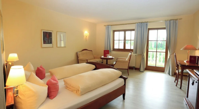 Двухместный номер Standard с балконом Wellnesshotel Parkschlössl zu Thyrnau Ihr adults only SPA Resort