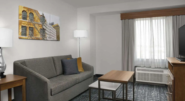 Люкс с 2 комнатами Homewood Suites by Hilton Omaha - Downtown