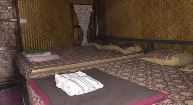Семейный номер Standard с балконом Family Hut Pai