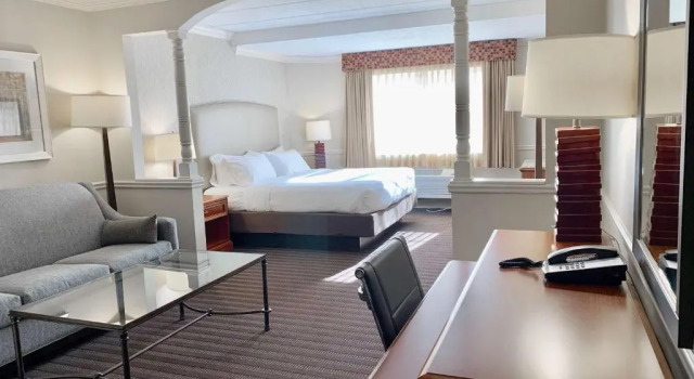 Люкс Best Western Springfield Hotel