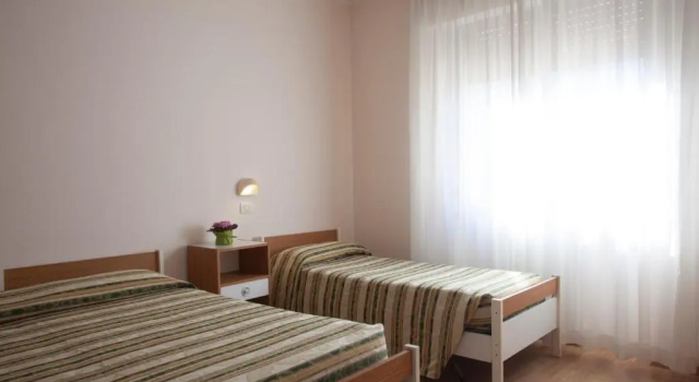 Standard Dreier Zimmer Hotel Cecco