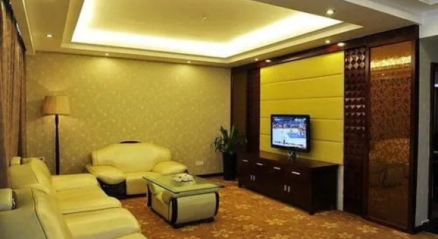 Qinzhou Lingshan Zhengjiu Hotel, Book Hotel Lingshan Guangxi