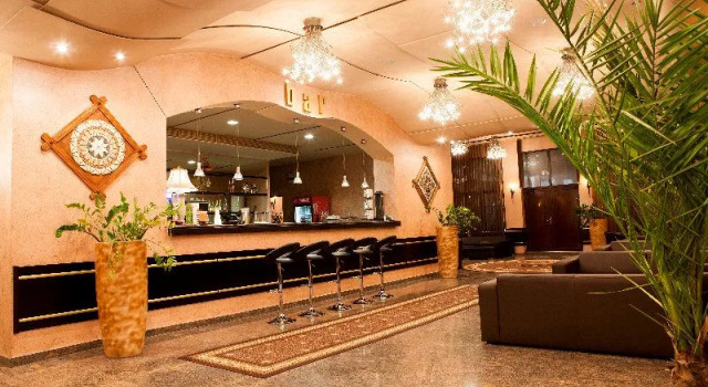 Hotel President, Varaa Hotelli Târgu-Mureş 