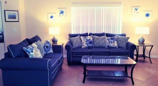 Executive 4 Bed/3 Bath/private Pool Near Disney 4 Bedroom Home