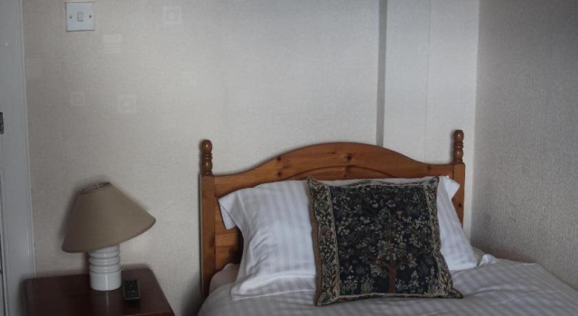 Highland House Callander, Забронировать Гостевой дом Отели Центральной Шотландии с парковкой, Парковка