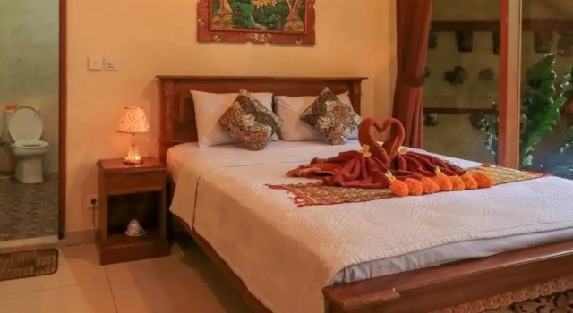Pondok Taman Asri Homestay, Забронировать Отель Отели провинции Бали с завтраком, Завтраки