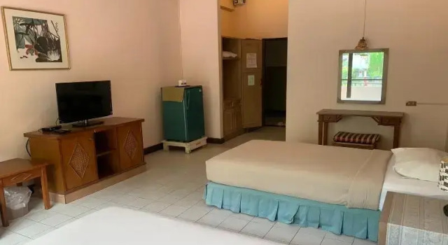Двухместный номер Standard с балконом Pin Hotel