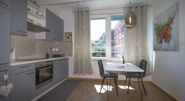 Апартаменты Premium Brand New Suite next to Palace & Beach