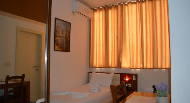 Standard cameră Bobi Hotel