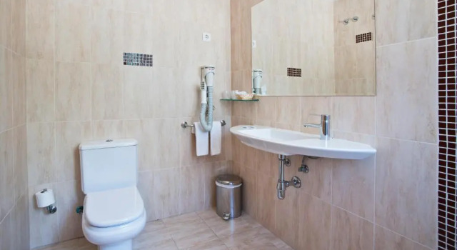 Трёхместный номер Standard Hostal T4