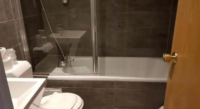 Трёхместный номер Comfort Hôtel du Maine