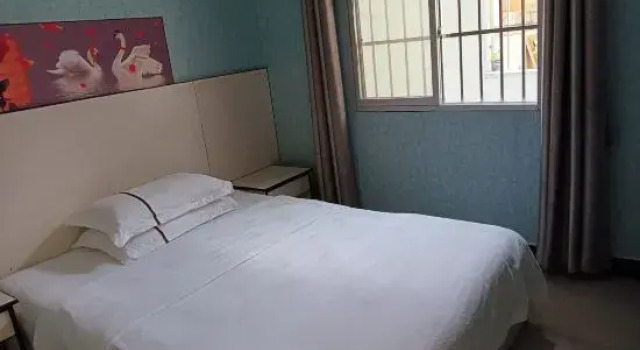 Chunfu Inn