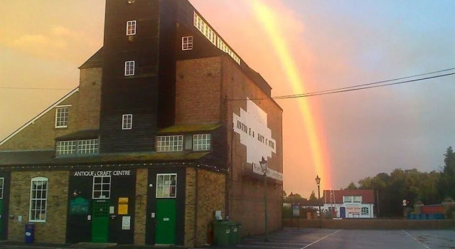 Frasers, Book Hotel Wickford Essex