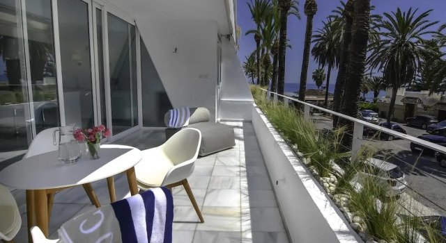Апартаменты с 2 комнатами Port Oasis Golden Mile Apartment