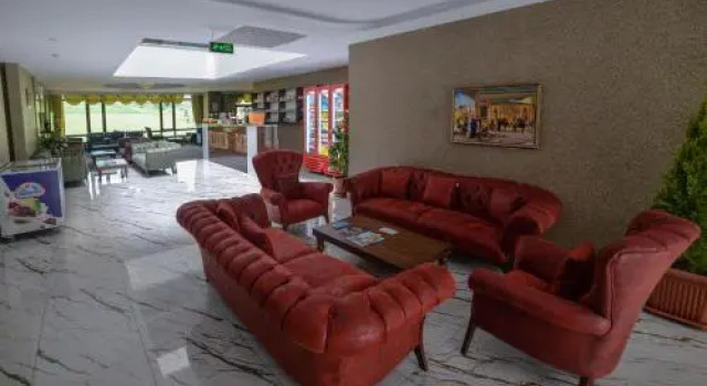 Tatli Su Termal Otel, Varaa Hotelli Dongel 