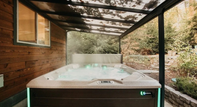 Номер Standard 65gs - Hot Tub - Wi-fi - Pets Ok - Bbq 3 Bedroom Home by Redawning