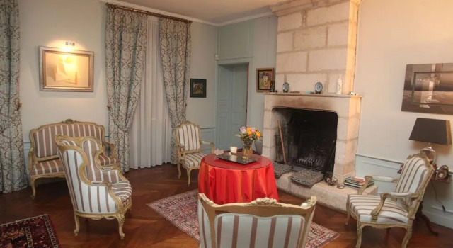 logis de la clef de bois, Забронировать Отель Фонтене-ле-Конт Маре-Пуатвен, рядом с Arts Fusions Fonderie