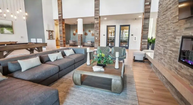 Landing Apartments near Sun City Center and Riverview, Reserva ahora Apartamento Wimauma Florida