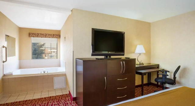 Люкс Holiday Inn Express Layton - I-15 by IHG