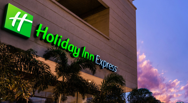 Holiday Inn Express Cartagena Manga by IHG, Забронировать Отель Манга Картахена, рядом с Steps of La Popa Mount