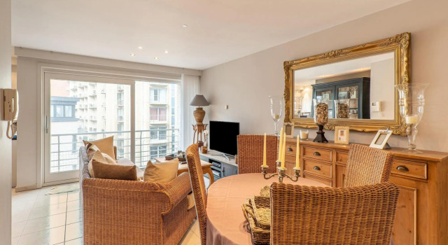 Beachfront apartment in Blankenberge with balcony