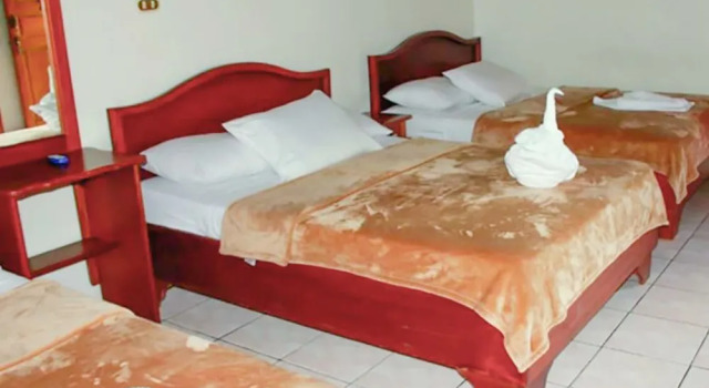 Hotel Arenal Rossi, Rezerwuj Hotel Hotele w Fortuna z parkingiem, Parking