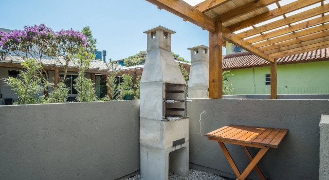 House w/ Suite and BBQ Grill in Imbituba Psl0002