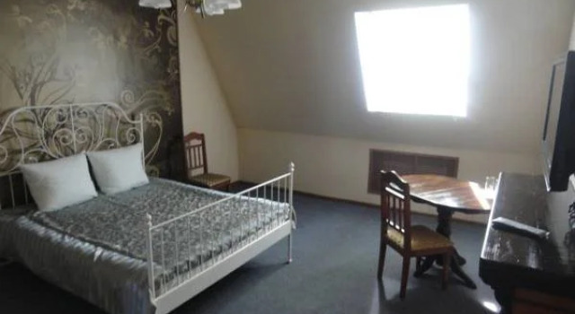 Hotel Berloga, Rezerwuj Hotel Gubkinskiy 