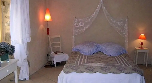 Mas Casta Néa, Rezerwuj Hotel Thueyts Ardèche