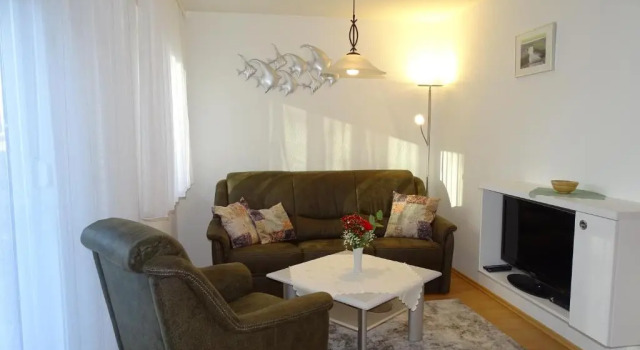 Ferienwohnungen Stranddistel, Book Hotel Zinnowitz Usedom