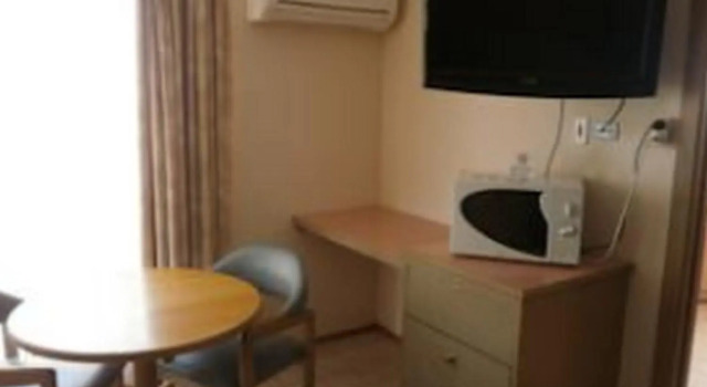 Standard Suite Golden Square Motor Inn