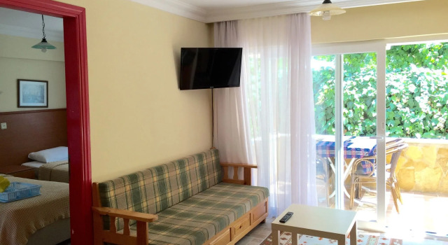 Ten Apart Hotel