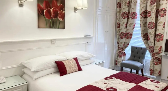 Двухместный номер Standard Dergvale Hotel